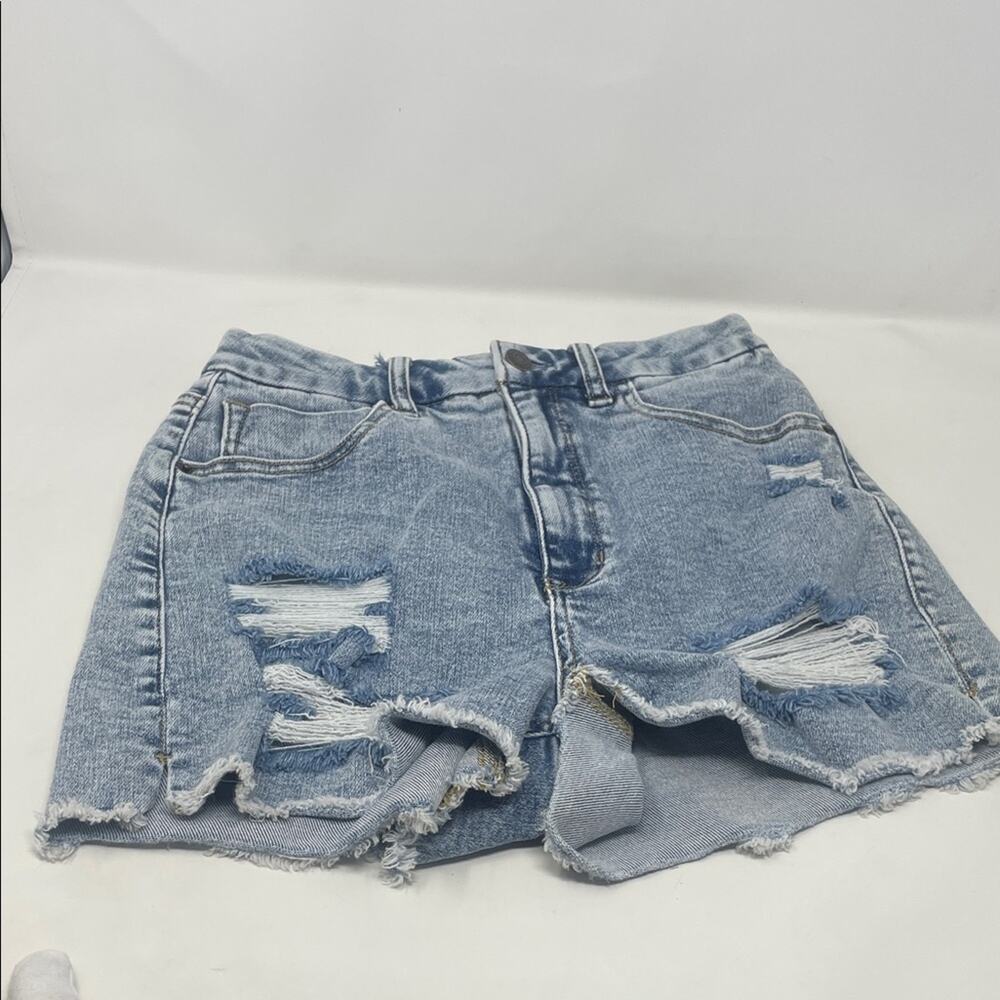 Vanilla Star Super High Rise Shortie distressed denim shorts Junior's 7